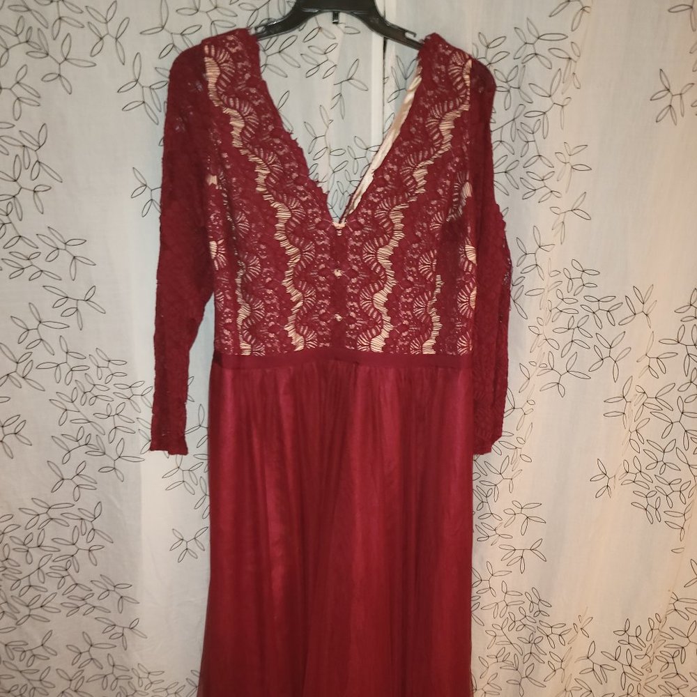 City Chic Maxi dress